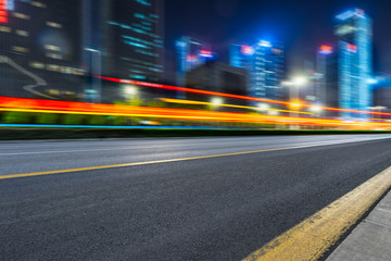 Fototapeta na wymiar traffic with blur light through city at night.
