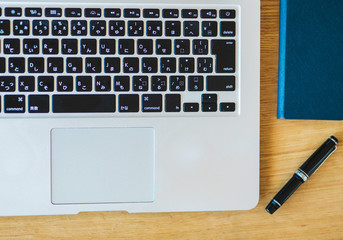 パソコンキーボード　俯瞰