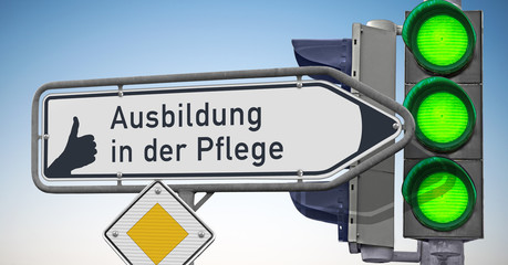 Daumen hoch für eine Ausbildung in der Pflege