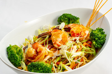Thai style noodles with vegetables