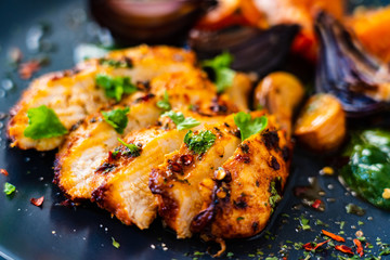  Barbecue chicken breast with roast vegetables