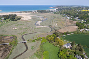 Vue a&eacute;rienne sables d'or les pins