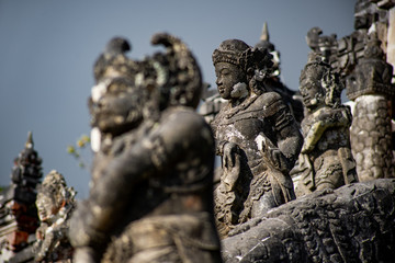 Fototapeta na wymiar statues in pura lempuyang luhur temple in bali