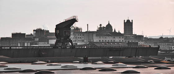 Der Industrie Hafen in Neuss - Panorama Neuss