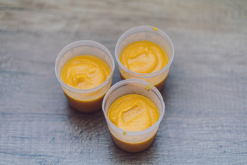 making puree food for baby an mealprep it