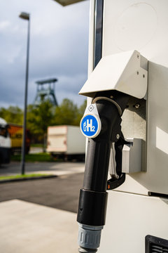 hydrogen filling station in germany new fuel