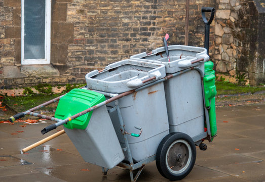 Rubbish wheely barrow for street cleaning