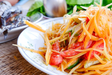 fresh papaya salad