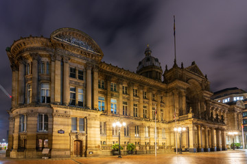 Obraz premium The City Council in Birmingham at night