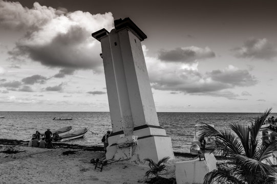 Puerto Morelos Lighthouse