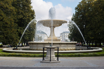 Fountain and sundial in Ogród Saski, Warsaw, Poland © SylwiaMoz