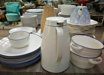 White and Blue plates