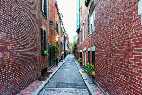 Tight street at Beacon Hill neighborhood downtown Boston in MA
