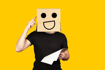 Dumb and cheerful student does not understand learning.