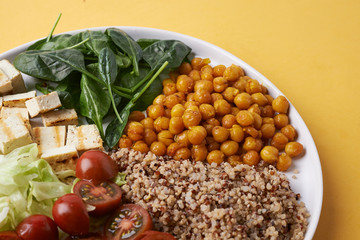 Fototapeta na wymiar quinoa and vegetables blanced bowl