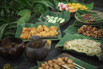 authnentic indonesian food