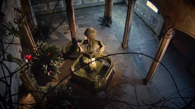 Fuente en El Barrio g&oacute;tico de Barcelona