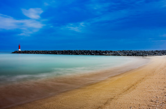 puerto del rosario beach and lighthouse