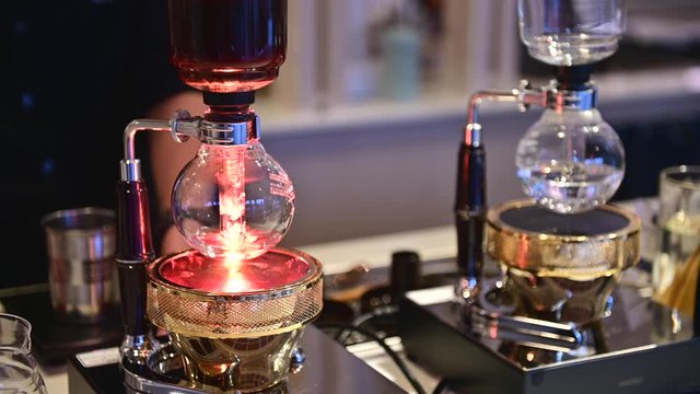 4K Syphon coffee or Vacuum coffee is full immersion tasteful and barista boiling water by beam heater