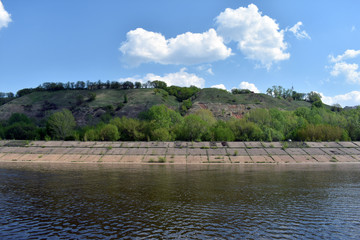 Fototapeta na wymiar view of Nizhny Novgorod from the Volga river