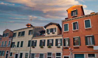 Fototapeta na wymiar Vintage pink houses in Venice