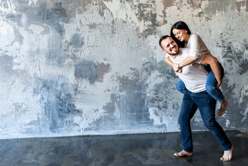 Obraz na płótnie Canvas Love story in loft style studio
