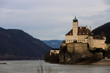 Fototapeta na wymiar Great monastery between the mountains of Wachau valley, Schloss Schönbühel.