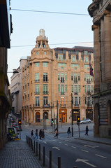 Fototapeta premium Porto, Portugal- 06/02/2020: urban architecture in the city center on Aliadush Avenue( avenido dos Aliados)