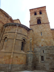 Fototapeta na wymiar Iglesia de San Pedro en Ávila