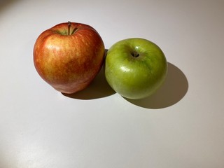 apples on white background