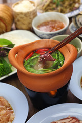 chim chum, Thai Isan traditional hot pot