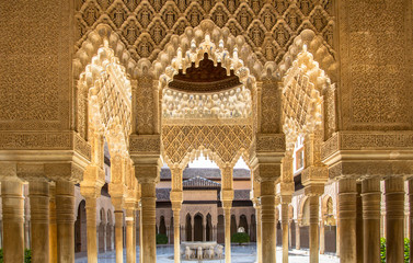 Courtyard of the Lions in the Alhambra Granada, Spain - obrazy, fototapety, plakaty