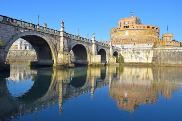 Obraz na płótnie Canvas bridge Sant Angelo and the Castle Sant Angelo, Rome