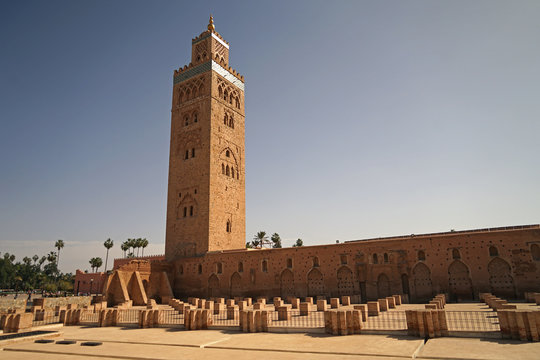 Historic Koutubia (Kutubiyya) largest mosque outside view , Marrakesh, Morocco