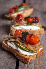 brusquetas vegetarianas