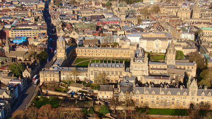 Fototapeta premium Flight over the city of Oxford and Christ Church University -aerial photography