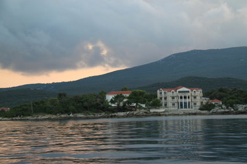 wybrzeże Chorwacji widoczne od morza © ewa