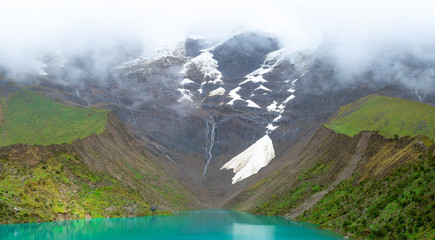 Monta&ntilde;a Humantay