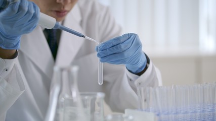 研究