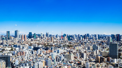 東京 青空と都市風景