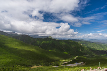Naklejka premium Tien Shan mountains landscape view of highways and roadways in Aksu, China