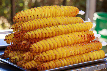 Fried potato spiral