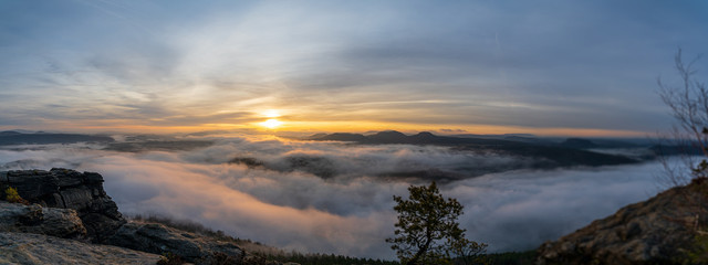 Sonnenaufgang Sächsische Schweiz Lilienstein © David