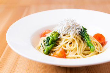 しらすと菜の花のパスタ　イメージ