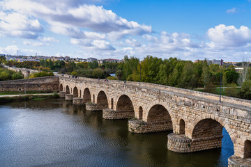 Fototapeta na wymiar Puente Romano, the Roman Bridge in Merida, Extremadura, Spain.