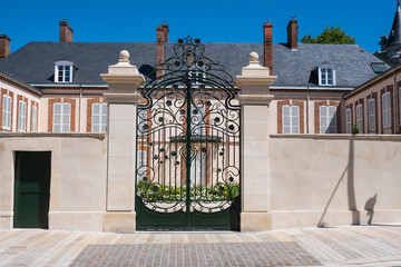 Blick auf ein Herrenhaus in Epernay/Frankreich
