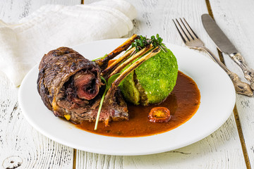 Organic Grilled Lamb Chops with Garlic and Lime