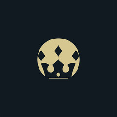 Crown logo Icon template design in Vector illustration .