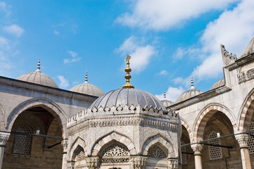 Fototapeta na wymiar Yeni Mosque at Istanbul