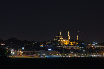 Fototapeta na wymiar Suleymaniye Mosque at Night in Istanbul